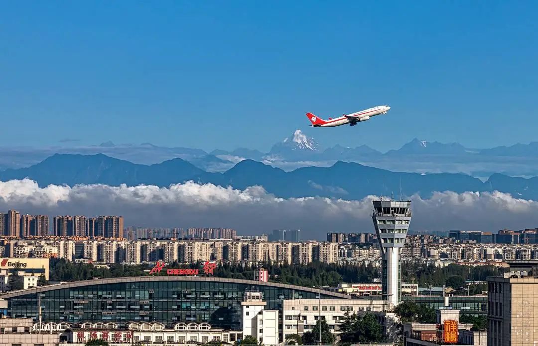 成都双流：全年航空产业增加值增长8.7%以上丨全力以赴拼经济搞建设