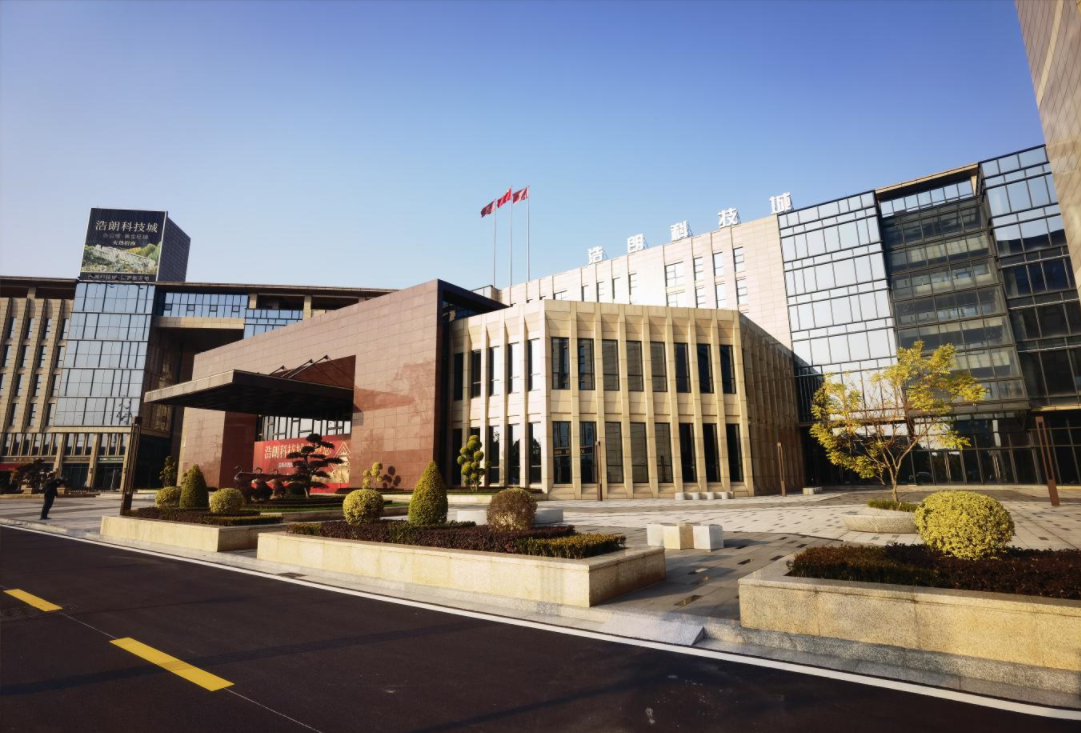 创新天地：写字楼与商铺的黄金组合