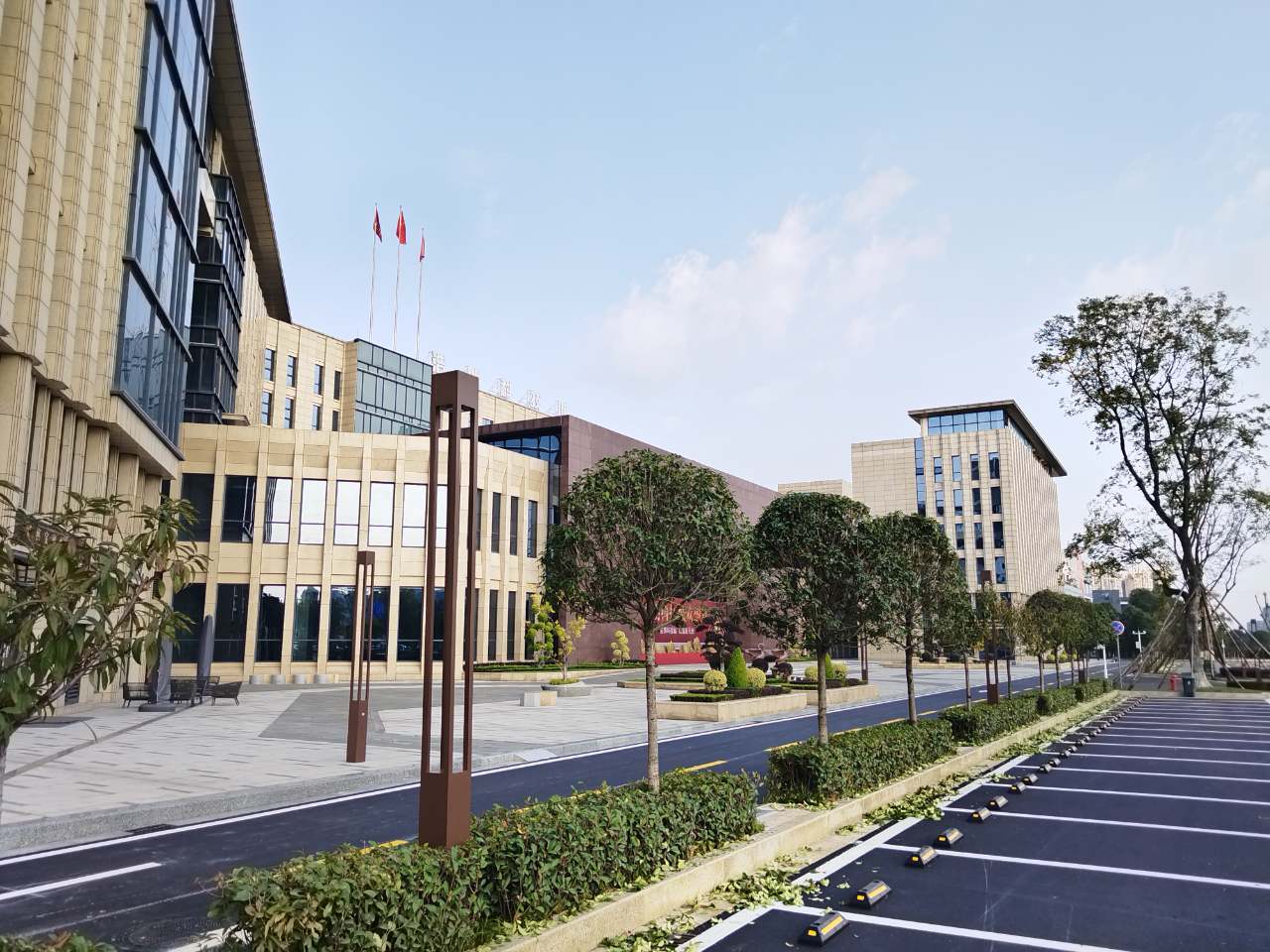 未来的办公空间：写字楼的演变与新型办公室的崛起