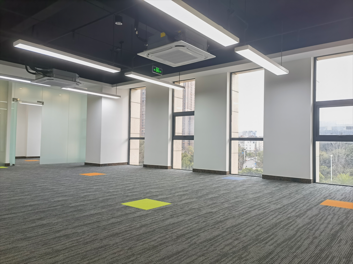 浩朗科技城：专业物业护航，构建高效智能产业生态